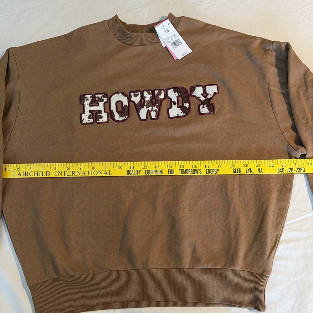 Women's Howdy Cow Graphic Sweatshirt